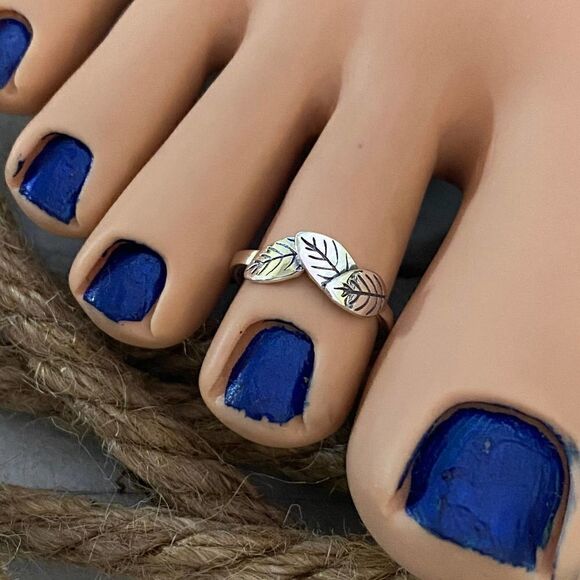 Sterling Silver Leaves Toe Ring - Picture 2 of 3